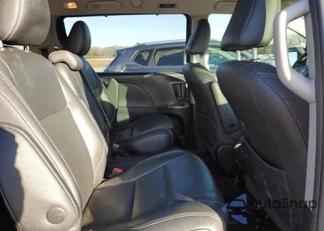 2017 Toyota Sienna Se из США, поврежденный, VIN 5TDXZ3DC4HS784203